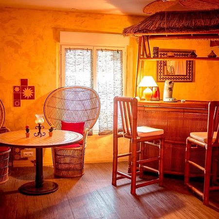 Domaine De La Croix Du Vexin Bed and Breakfast Themericourt Εξωτερικό φωτογραφία
