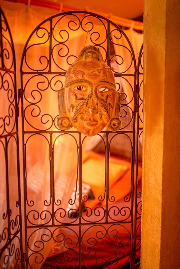 Domaine De La Croix Du Vexin Bed and Breakfast Themericourt Εξωτερικό φωτογραφία